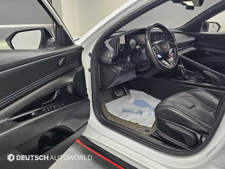 Hyundai Avante — photo 11