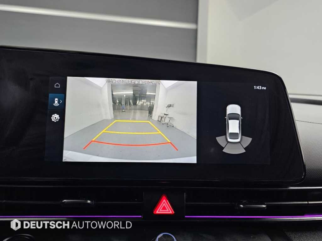 Hyundai Avante — photo 15