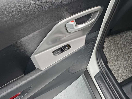 Kia Niro — photo 13