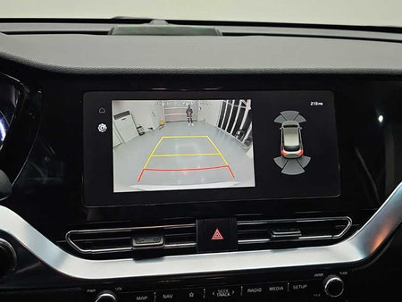 Kia Niro — photo 15