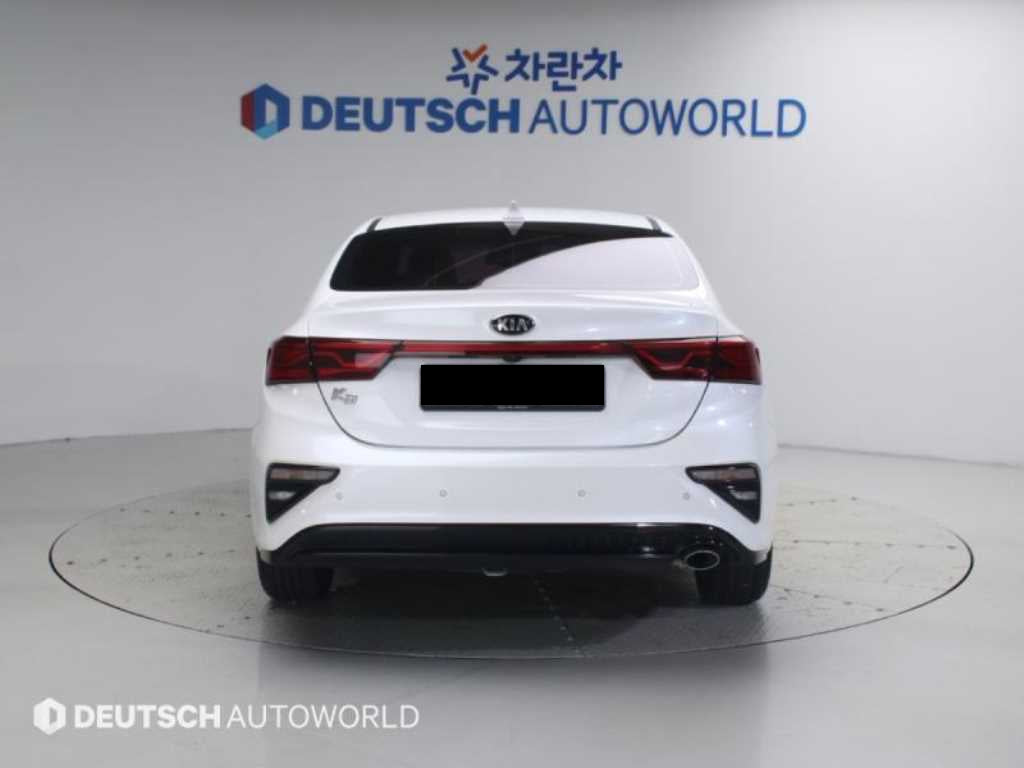 Kia K3 — photo 04