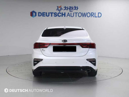 Kia K3 — photo 04