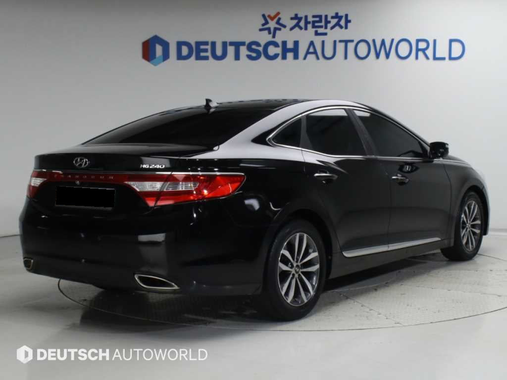 Hyundai Grandeur — photo 02