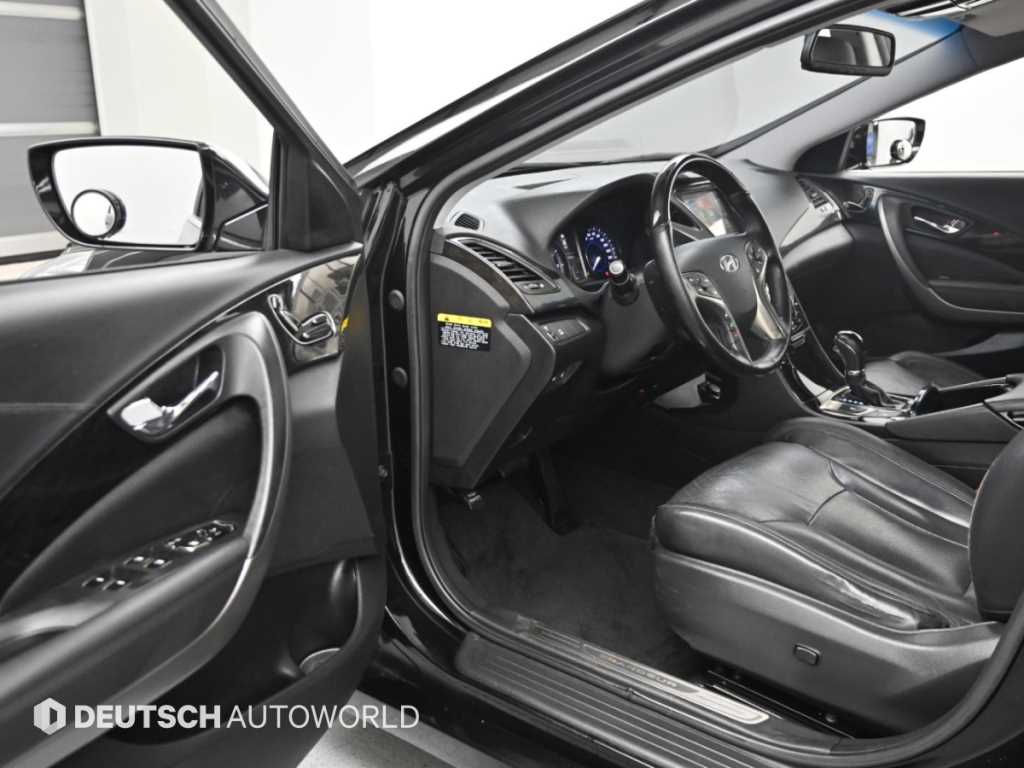 Hyundai Grandeur — photo 11