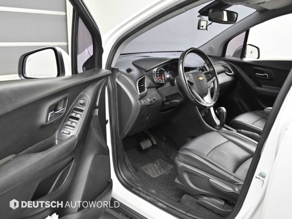 CHEVROLET Trax — photo 11