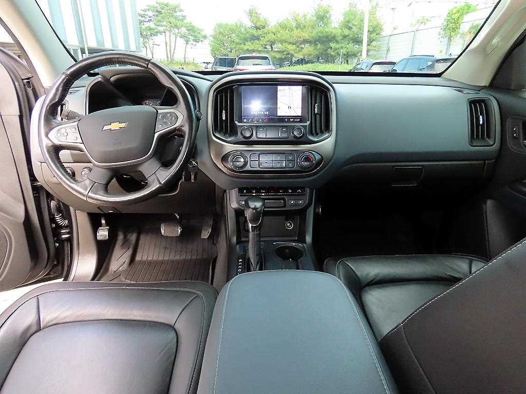 CHEVROLET Colorado — photo 07