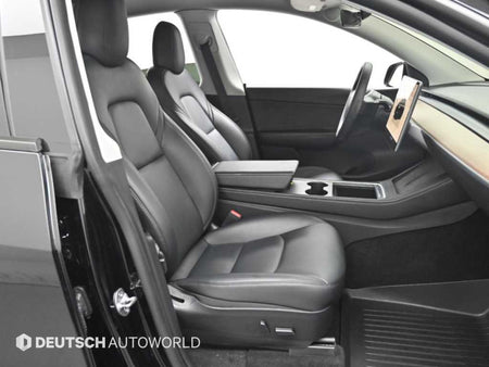 Tesla Model Y — photo 10