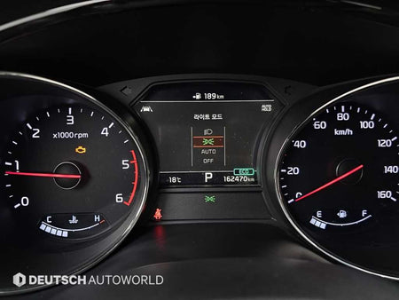 Kia Carnival — photo 08