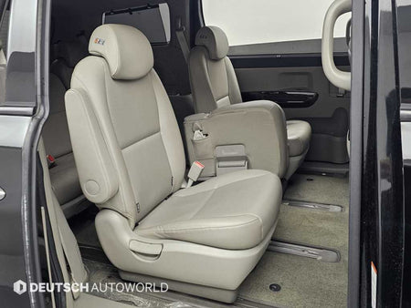 Kia Carnival — photo 12