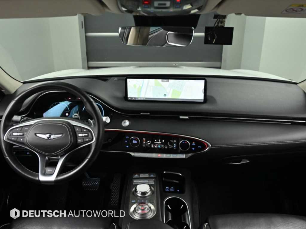 Genesis GV70 — photo 07