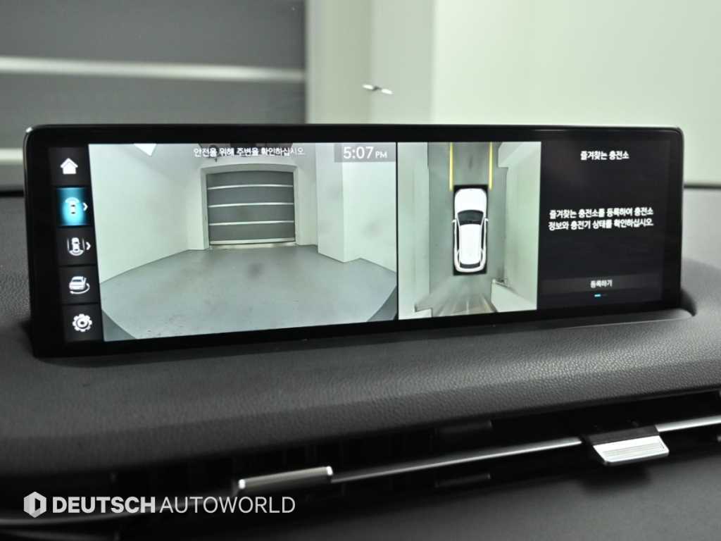Genesis GV70 — photo 15