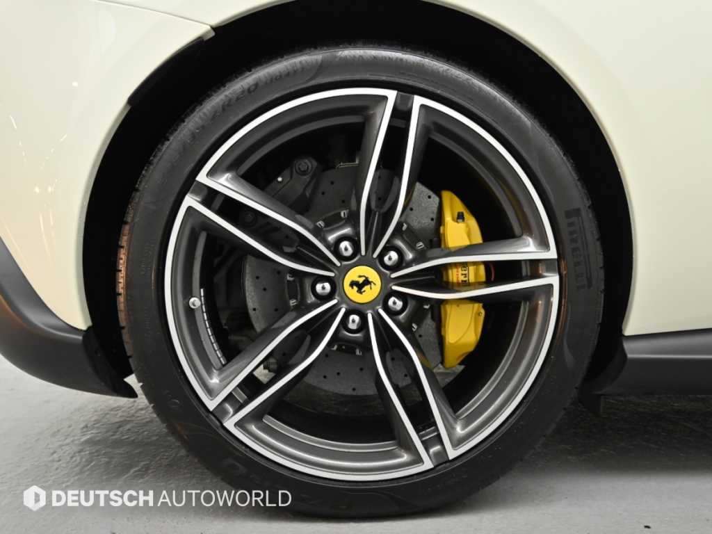 Ferrari Roma — photo 05