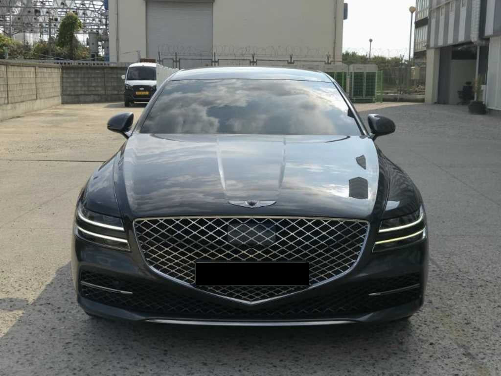 Genesis G80 — photo 01