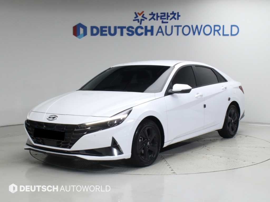 Hyundai Avante — photo 03