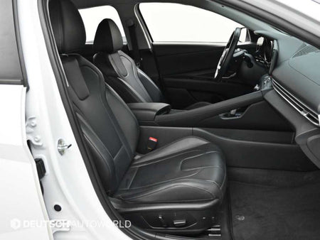 Hyundai Avante — photo 16