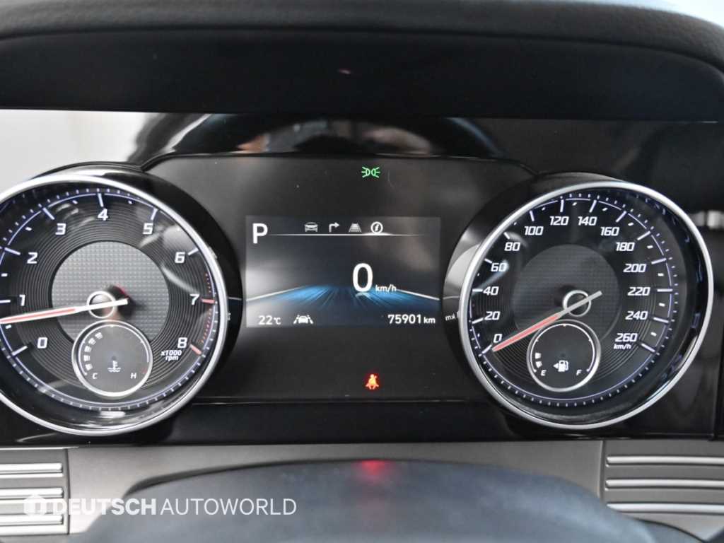 Hyundai Grandeur — photo 11