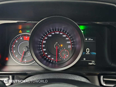 Hyundai Avante — photo 13