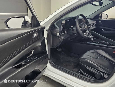 Hyundai Avante — photo 17