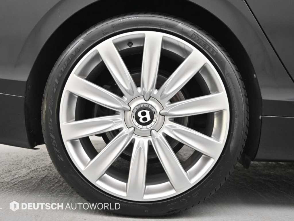 Bentley Flying Spur — photo 06