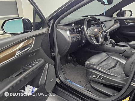 Cadillac XT5 — photo 11